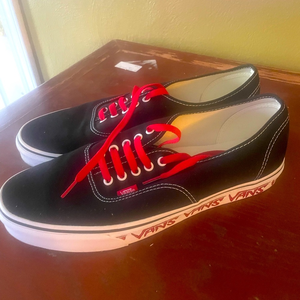 Vans Black and Red Casual Sneakers